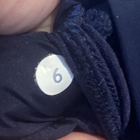 Lululemon Women Run For Cold Vest Size 6 Blue insulated Waterproof Pockets Light - Picture 8 of 15